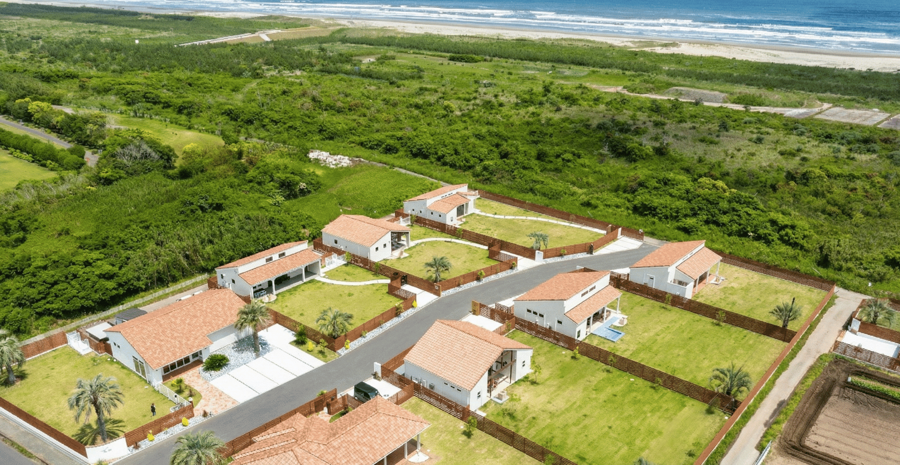 九⼗九⾥海岸の最端、愛⽝とかけがえのない時間を過ごすリゾート